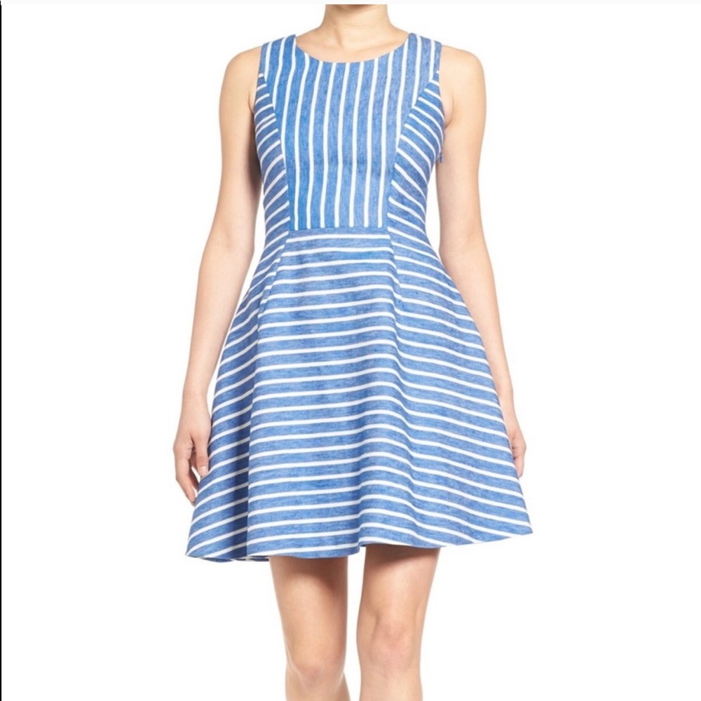 Vineyard Vines Fit and Flare Dress blue and white